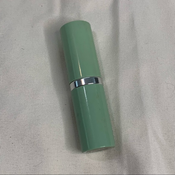 Clinique - Long Last Soft Matte Lipstick “Matte Crimson” - Picture 2 of 3